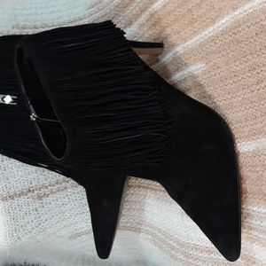 Sam Edelman black fringe booties sz 9 perfect!